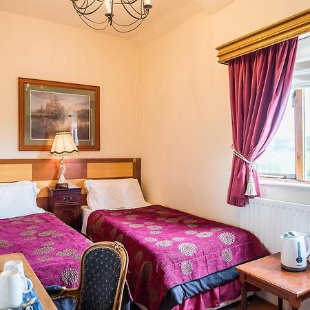 Wayside Guest House 알브라이톤 외부 사진